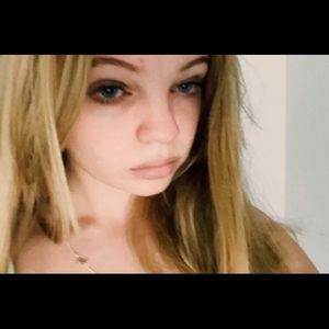 Meet your Posher, Lily